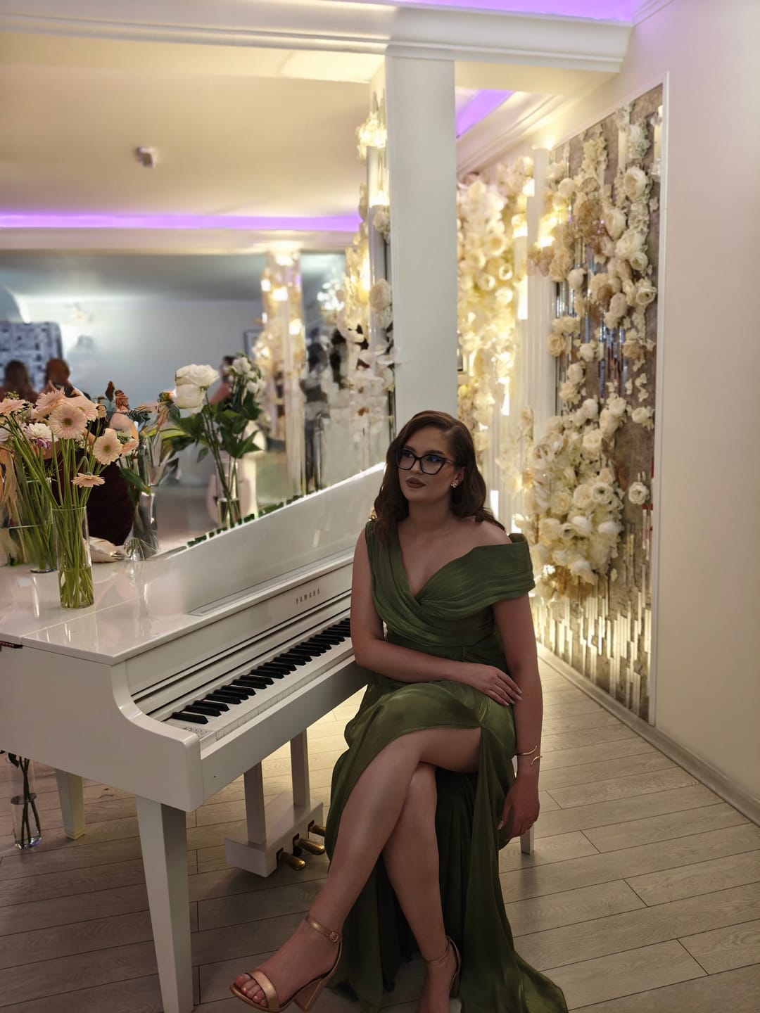 Customer photo review of Rochie Amivia Olive Green