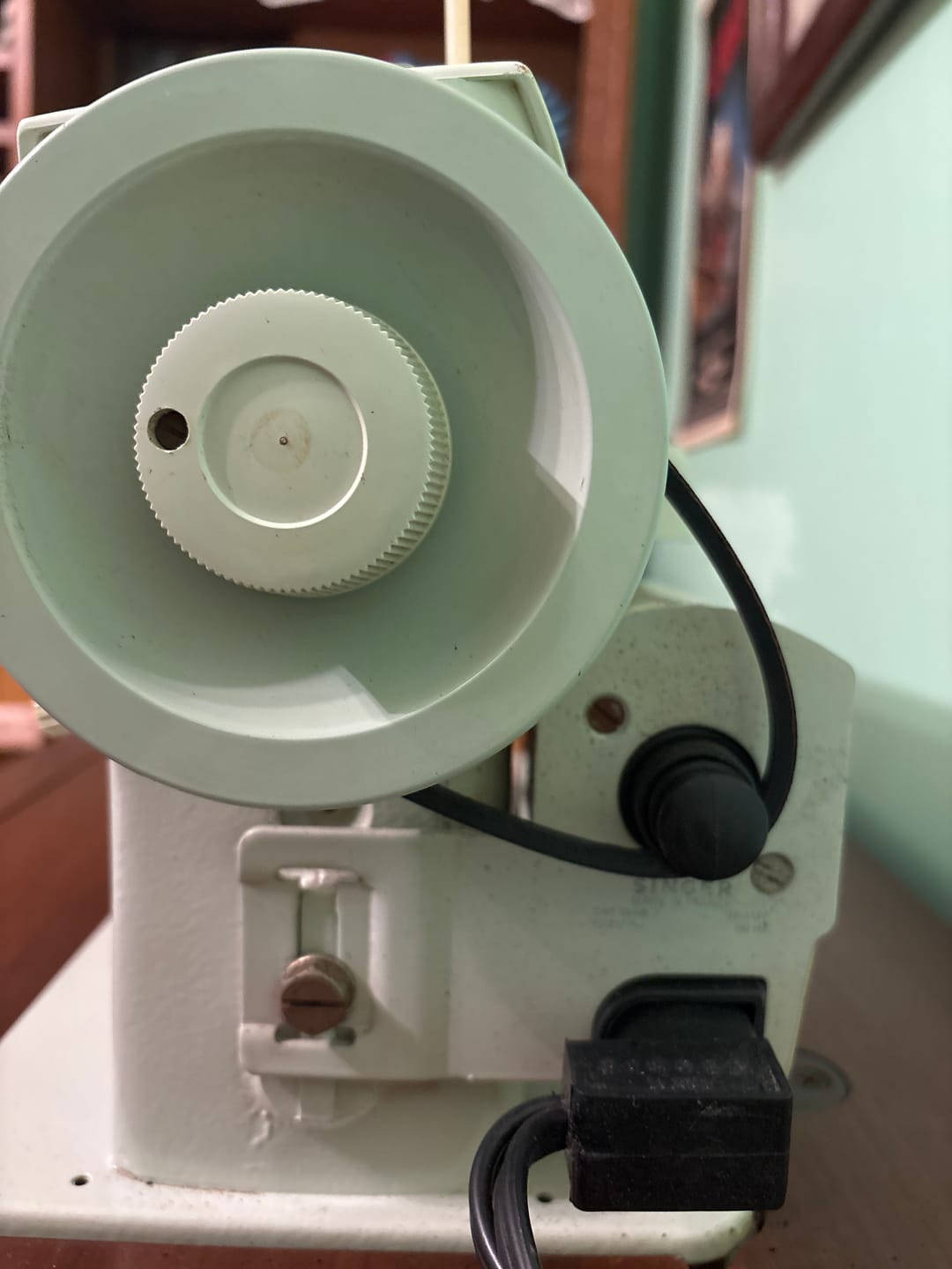 Customer photo review of Motor V Belt (13 3/4"), Singer #196388
