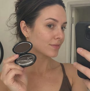 Customer photo review of Sello de Cejas | Belleza en 5 Segundos