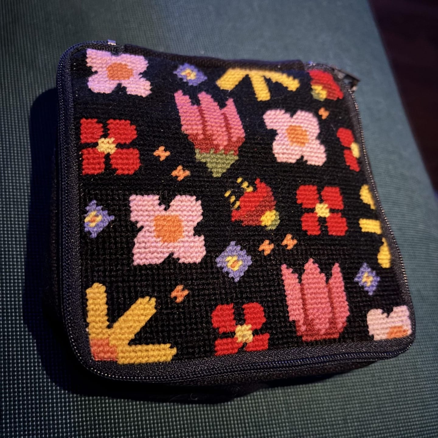 Customer photo review of POP ART PETALS - Needlepoint Pouch Kit