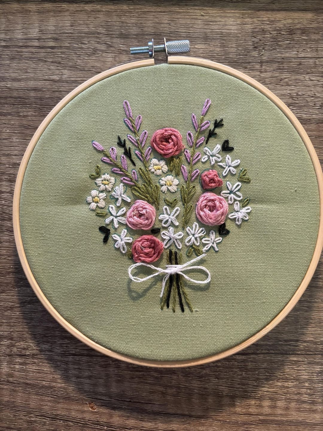 Customer photo review of DARLING DAISY BOUQUET - Embroidery Kit