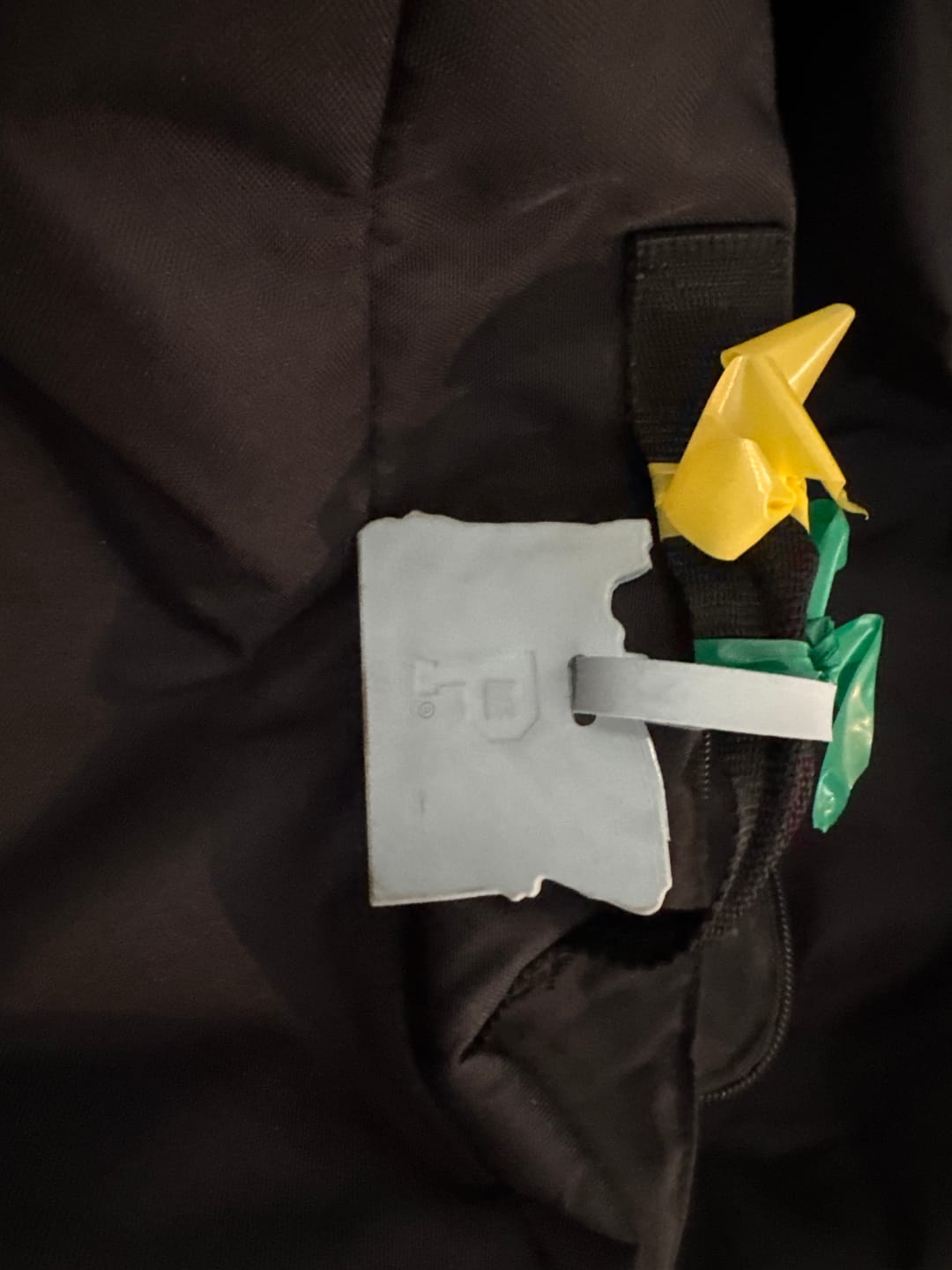 Customer photo review of Luggage Tag - Silicone