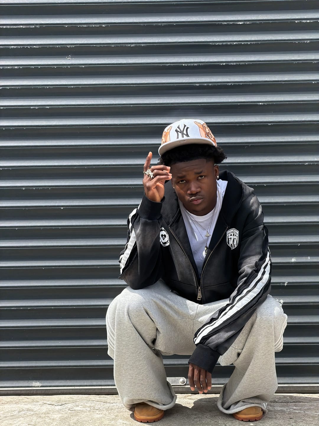 Customer photo review of Aelfric Eden Boxy fit 77 Stripe Zip Hoodie – Acid Wash