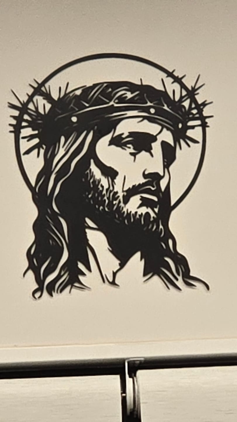 Customer photo review of Christianartworkshop Sacred Jesus with Crown of Thorns Metal Wall Decor