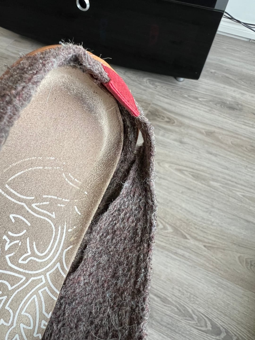 Customer photo review of Vaistoa Toive | Felt Barefoot Slippers