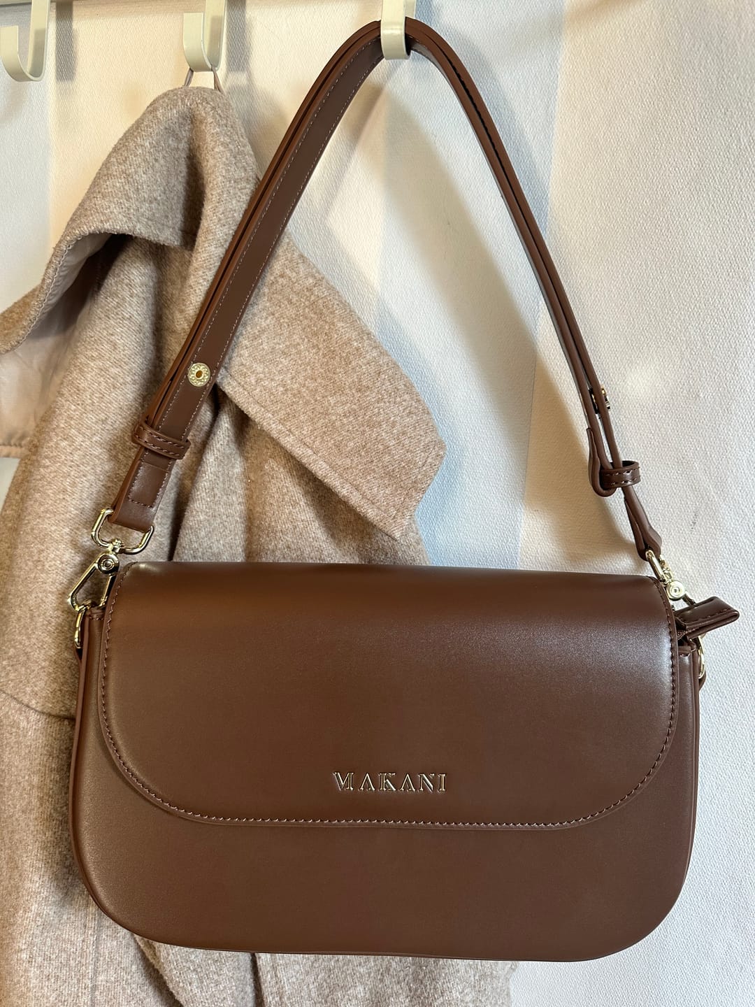 Customer photo review of CHLOIE - DARK BROWN