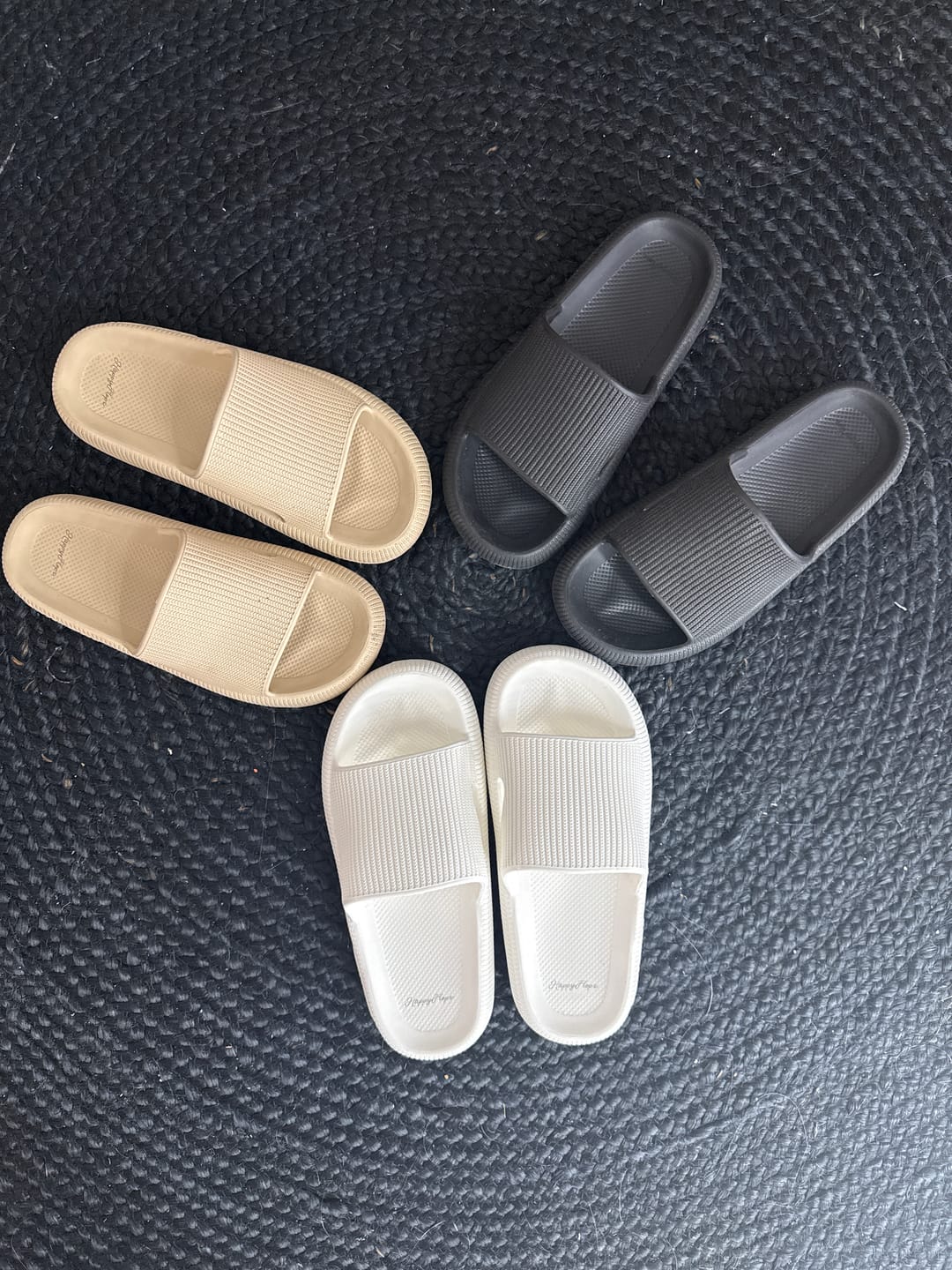 Customer photo review of HappyFlops Original
