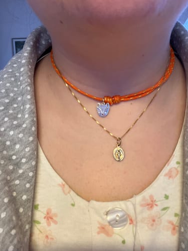 Recensione con foto di un cliente su Collana paracord con medaglia argento Volpe 🦊