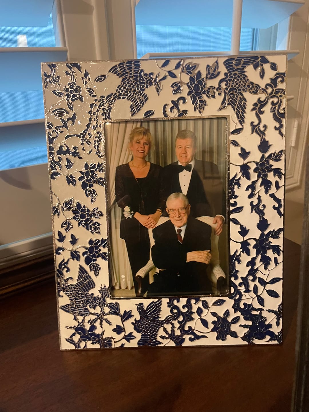 Customer photo review of Blue & White Imperial Phoenix 5" x 7" Picture Frame
