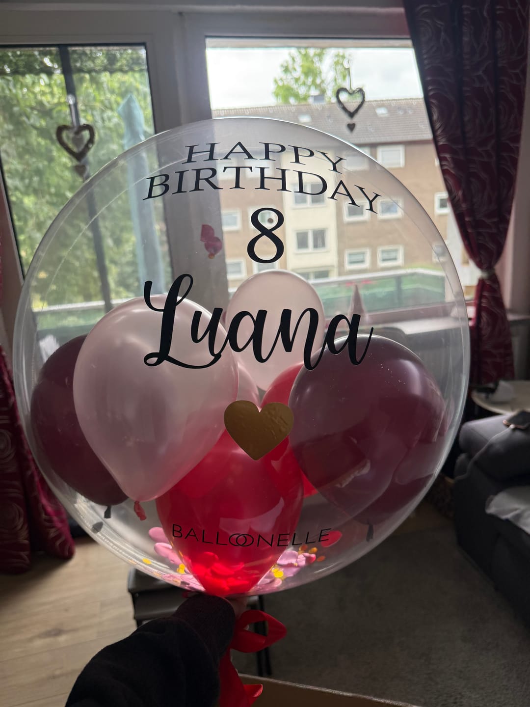 Customer photo review of Birthday Kristall-Burgundrot Designer Ballon
