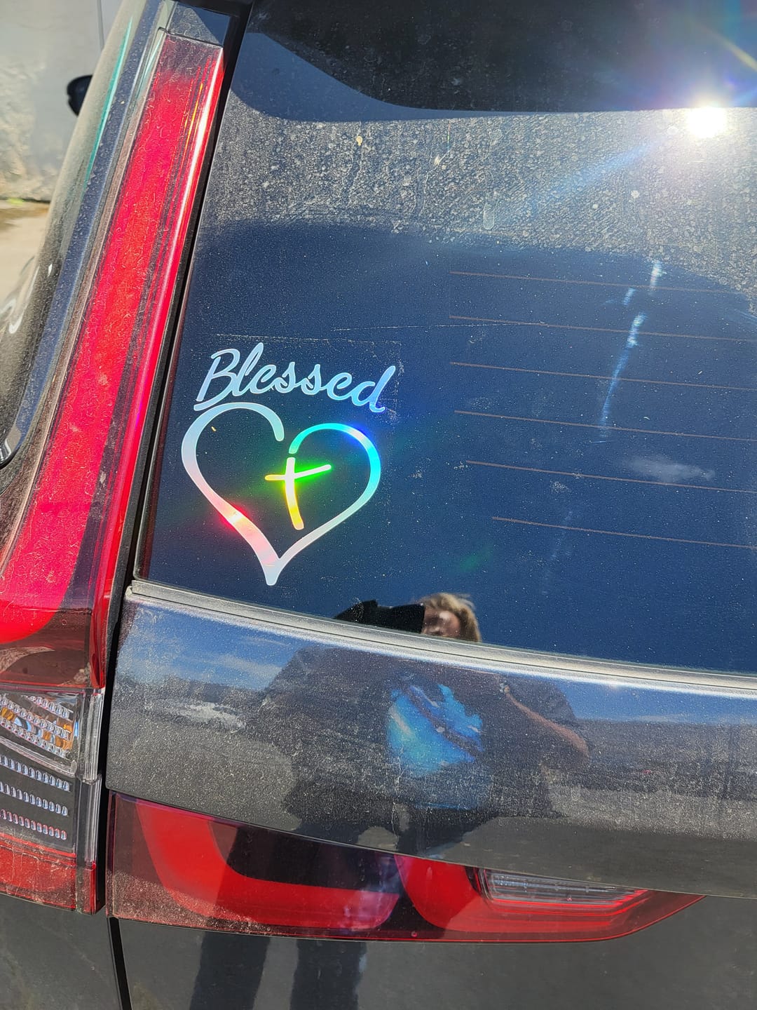 Customer photo review of Christianartworkshop Blessed Heart & Cross Accent Car Sticker: A Gentle Nudge to Pause and Pray