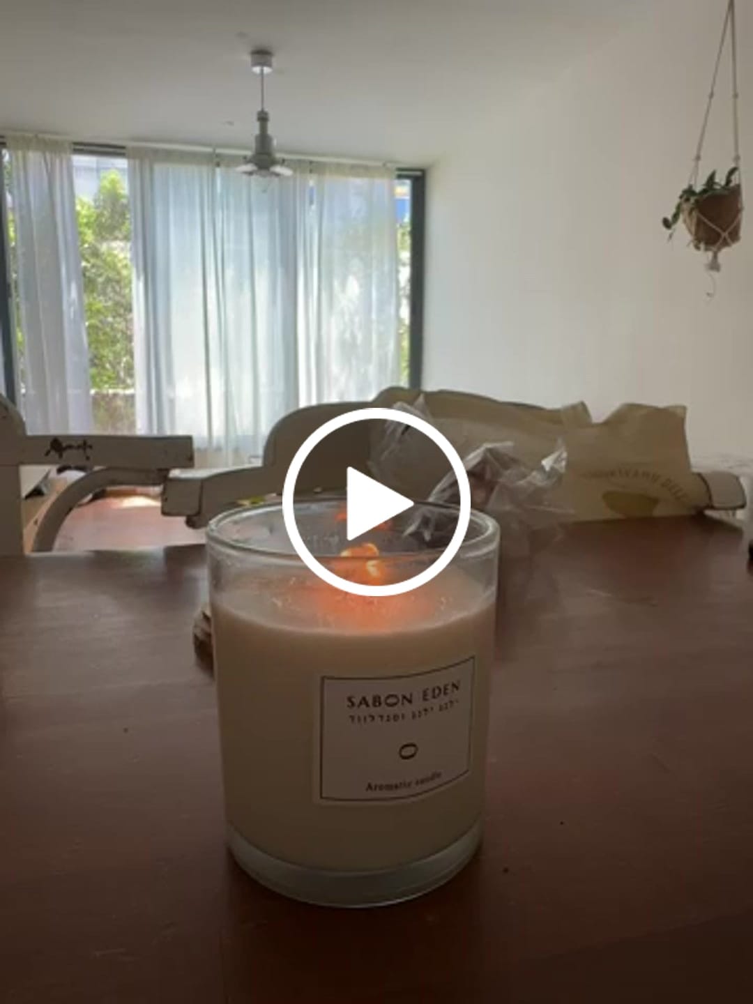 Customer video review of נר ריחני ג'וניפר ברי // Pure Focus