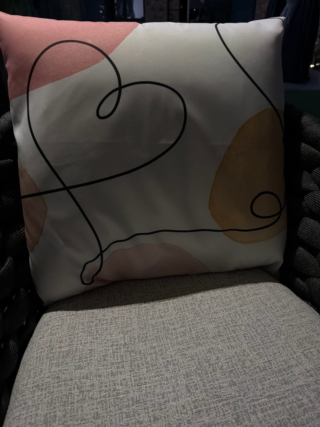 Customer photo review of Kilimanjaro | Outdoor Garden Waterproof Cushion