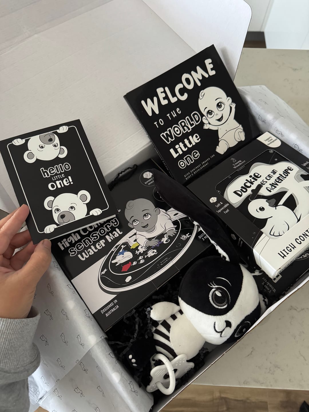 Customer photo review of Little Wonder High Contrast Baby Gift Set