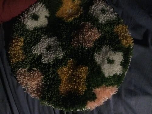 Customer photo review of FLOWER BOMB GREEN - Rug Making Kit