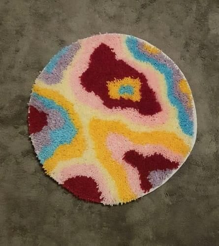 Customer photo review of PSYCHEDELIA - Rug Making Kit