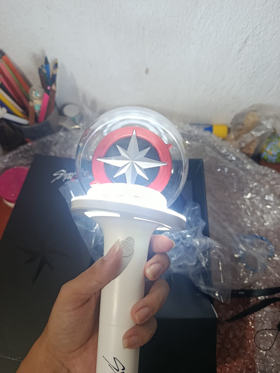 Customer photo review of STRAY KIDS - OFFICIAL LIGHT STICK VER.2