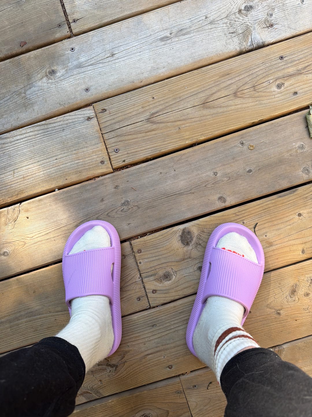 Customer photo review of Cloud Slides - Original Cushion Comfort