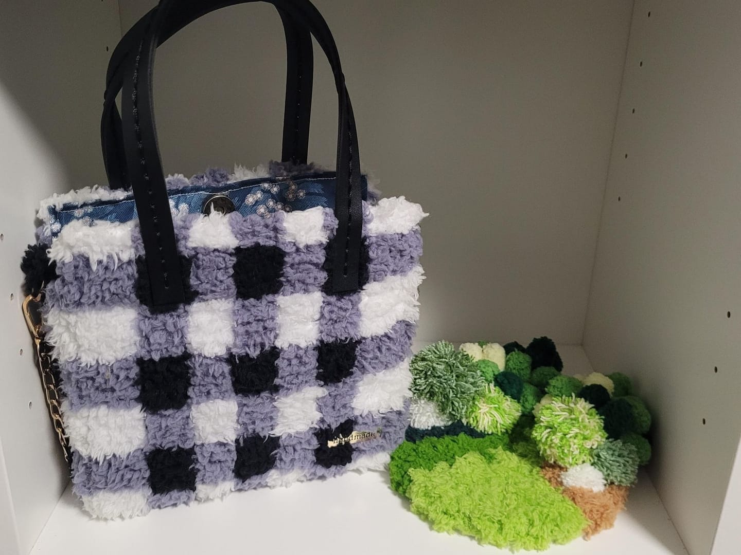 Customer photo review of Black Gingham - Woven Tote Bag Kit