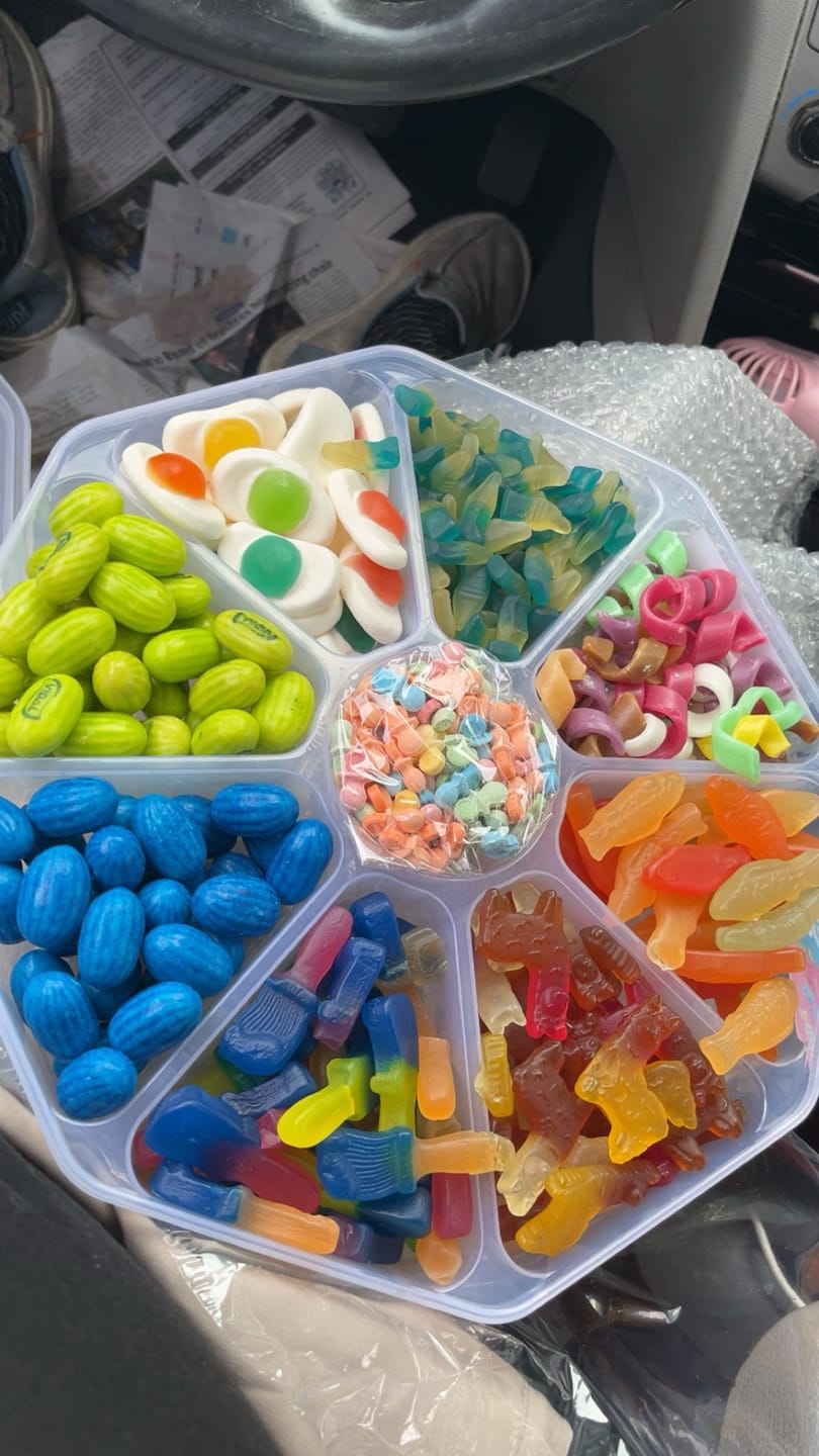 Customer photo review of Poppin Candy Custom Candy Platter