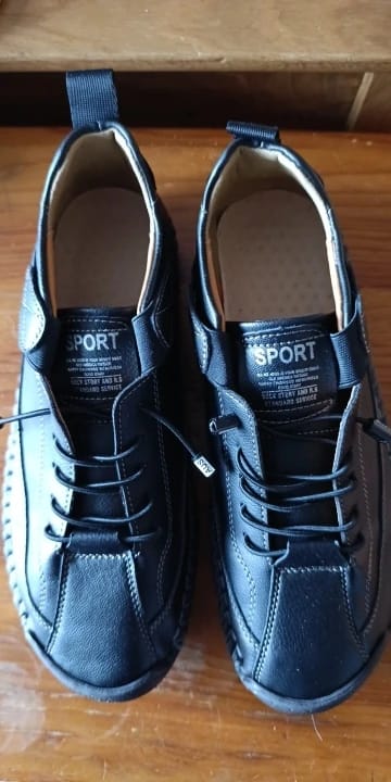 Customer photo review of Mia | Comfortable Orthopedic Sneakers