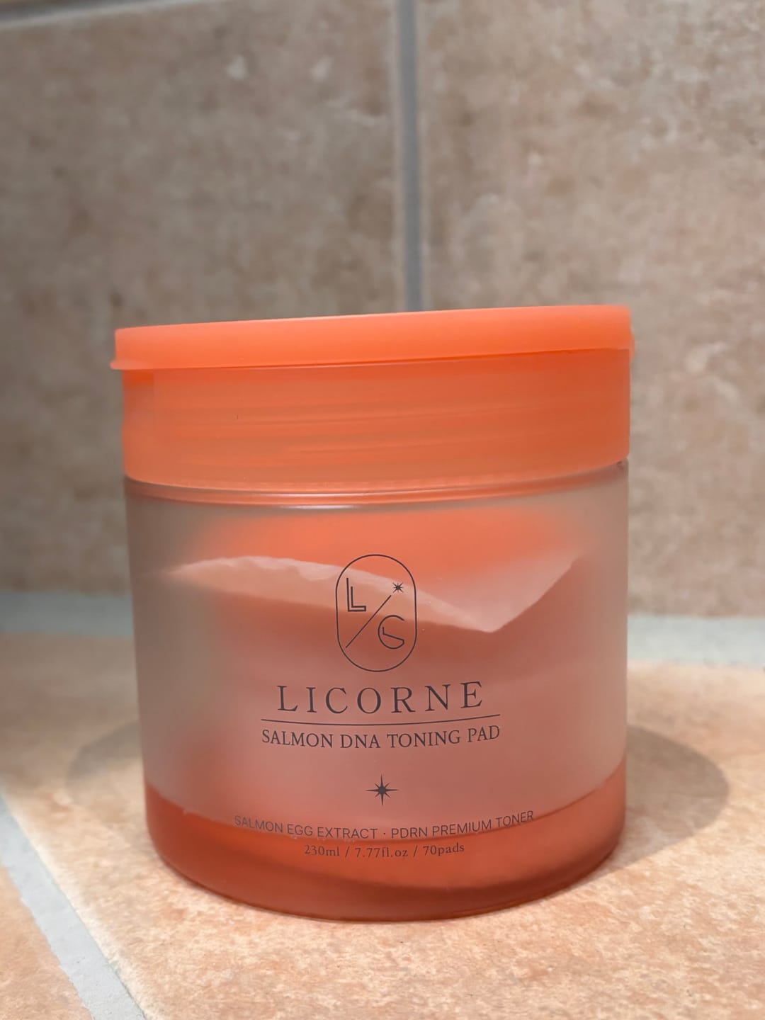 Customer photo review of Licorne Salmon DNA Toner Pad (70stk) - Glød, fukt og aldersforebyggende pleie