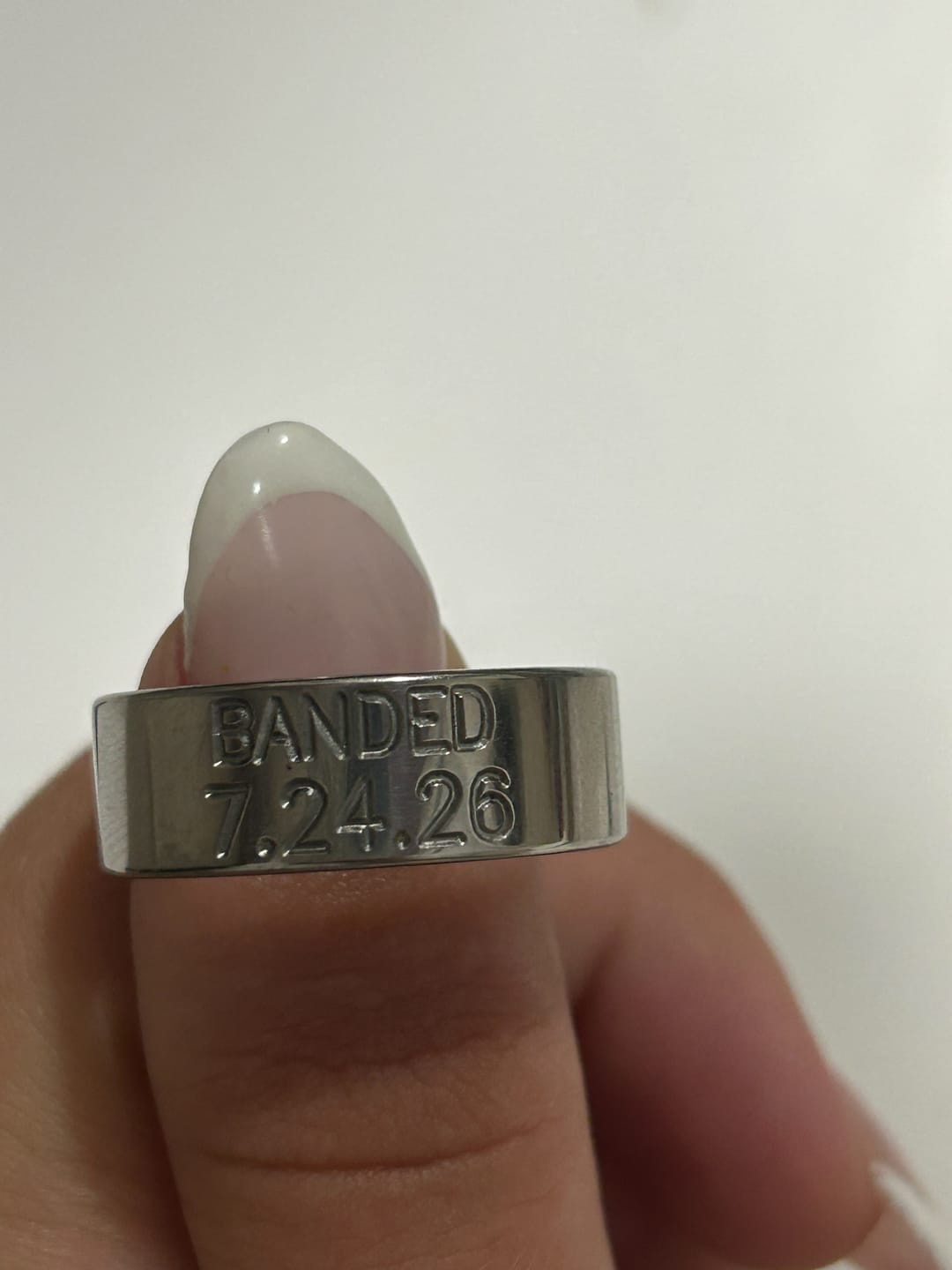 Customer photo review of Duck Band Ring in Titanium 8mm - Customizable with Date