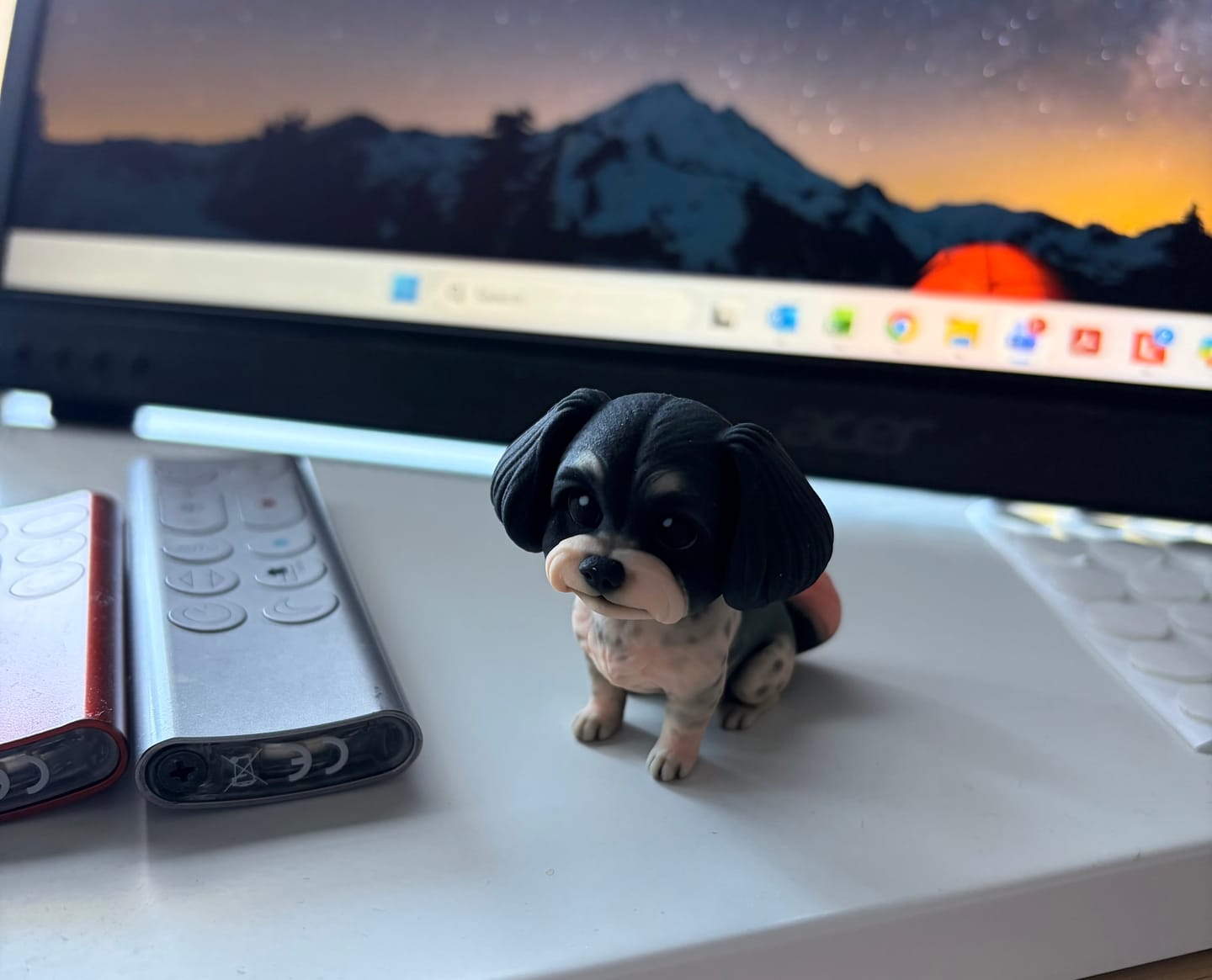 Customer photo review of DoDoWish Personalized 3D Figurine from Photo