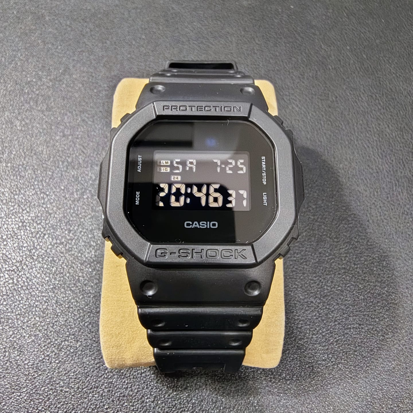 Customer photo review of Reloj Casio G-Shock Vintage DW-5600UBB-1 Negro