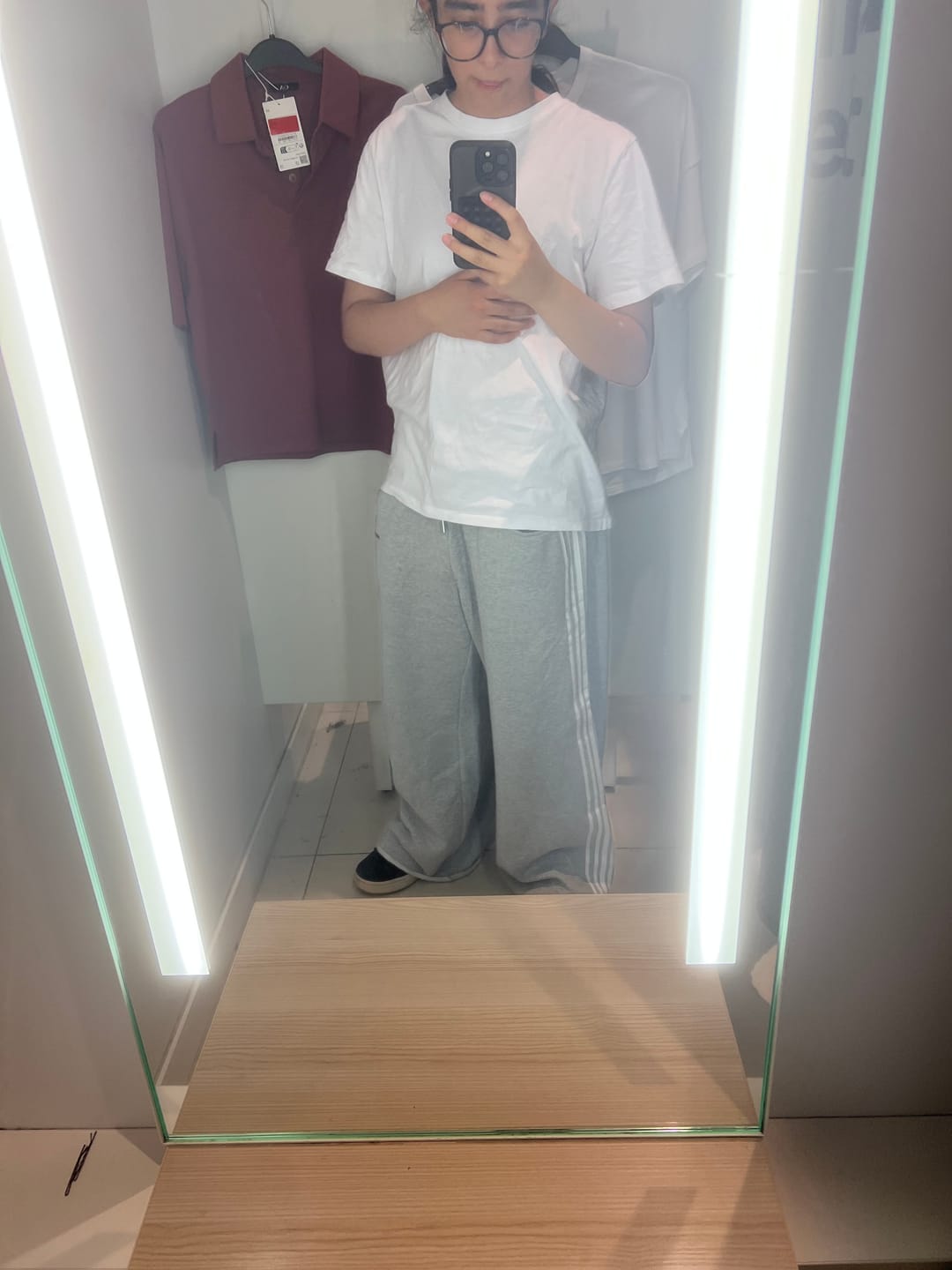 Customer photo review of Aelfric Eden Double Waist Super Baggy Sweatpants
