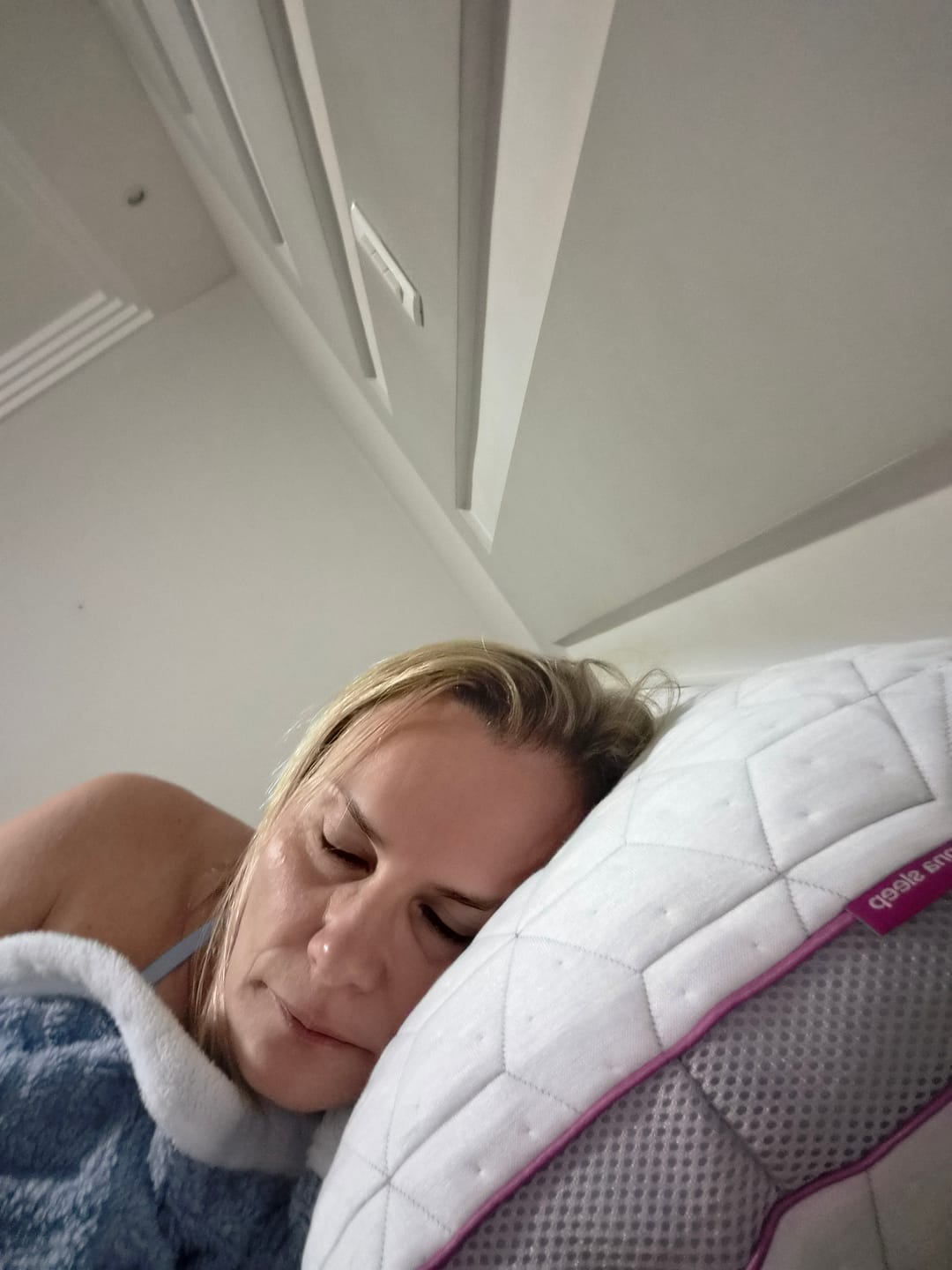 Customer photo review of Travesseiro IWS Snow®