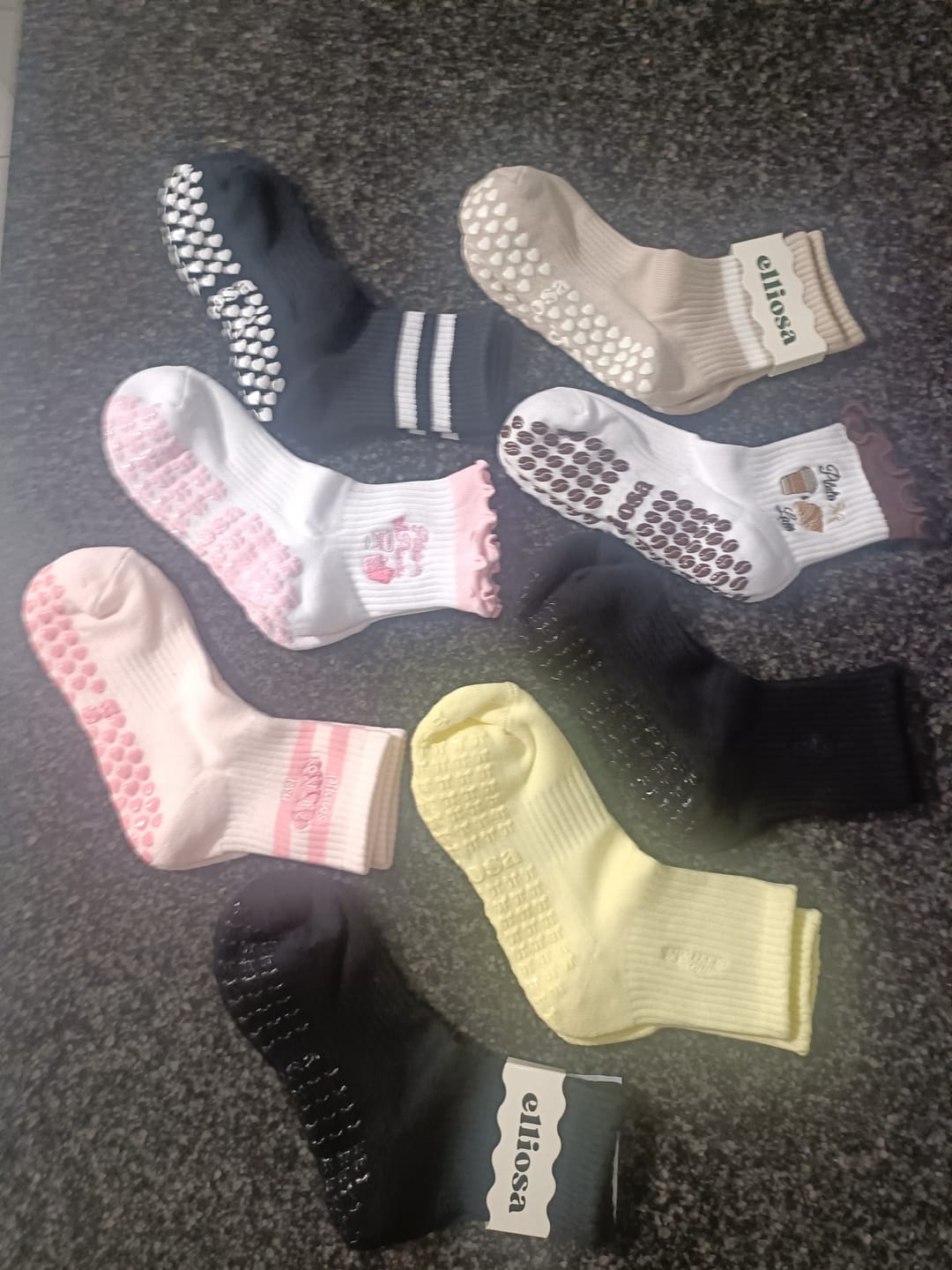 Customer photo review of Grip Basics - Butter Yellow