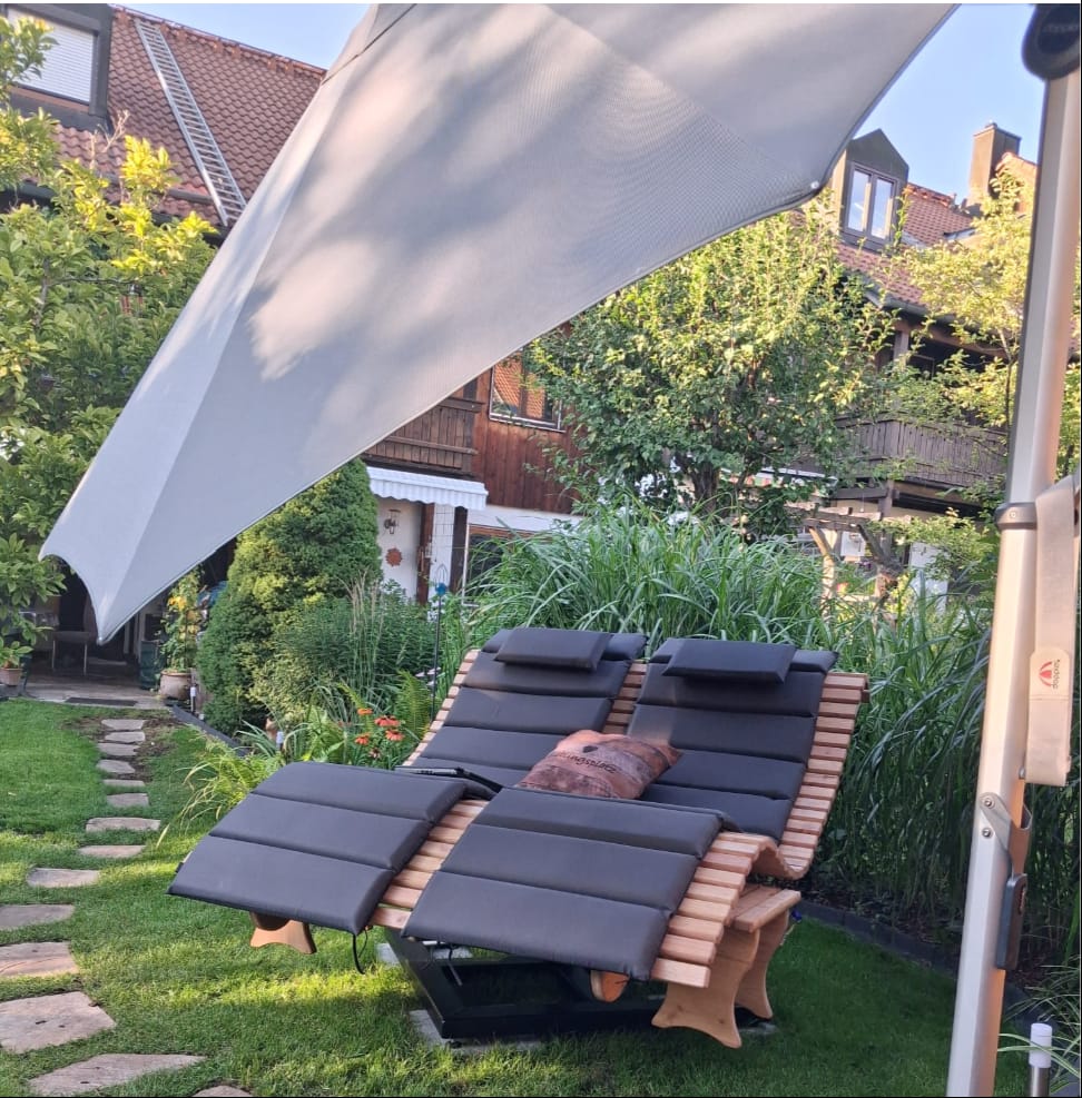 Customer photo review of Liegenauflagen Polster Kopfkissen Garten Terrasse gesteppt Anthrazit 2 Stück
