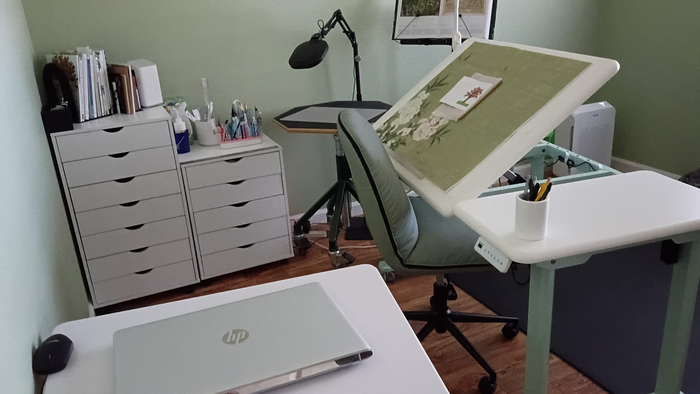 Customer photo review of Nakupenda Electric Artist Desk - Morandi White
