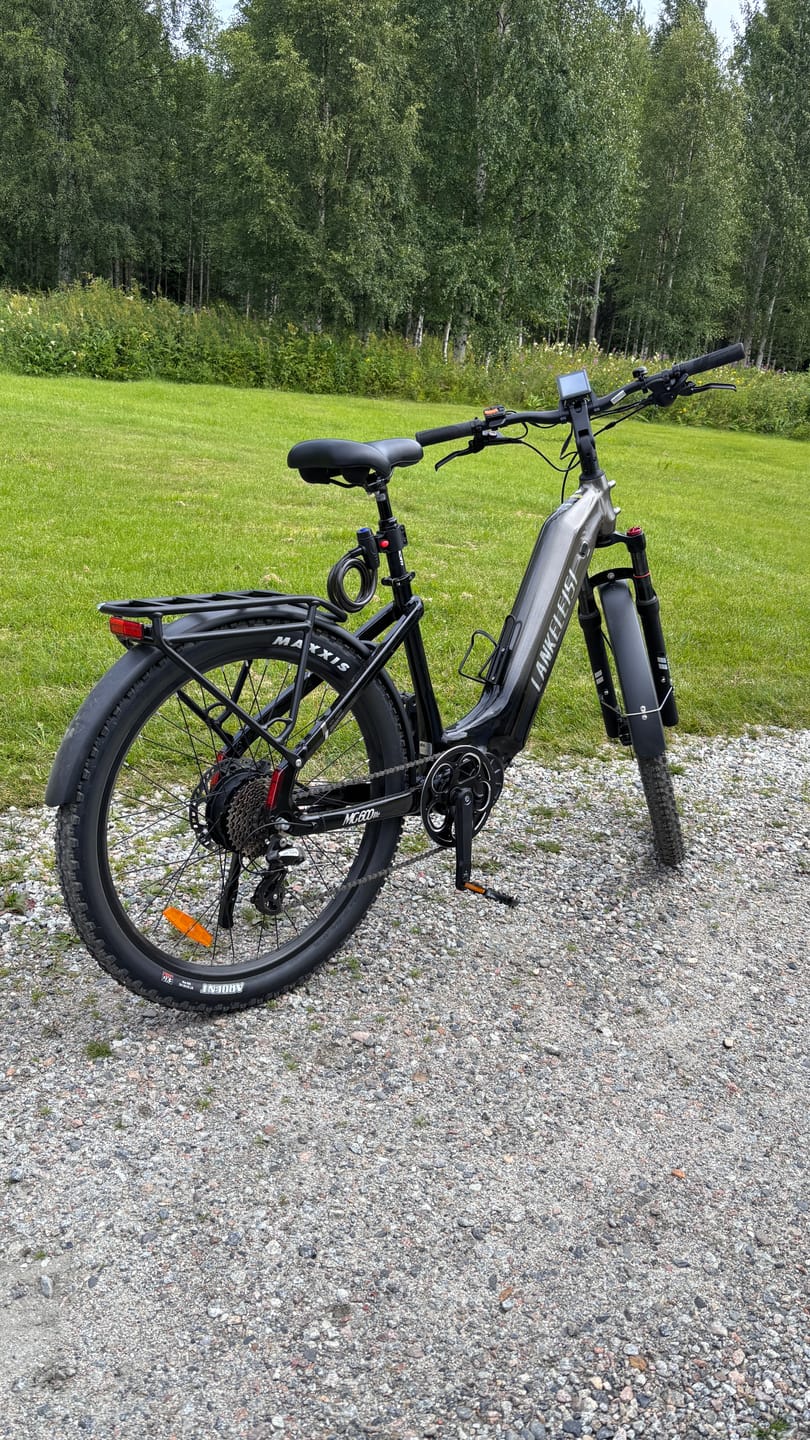 Customer photo review of Lankeleisi MG600 Lite 250W 27.5" Electric Trekking Bike 720Wh SUV E-bike with Switchable Sensor 36V 20Ah Battery