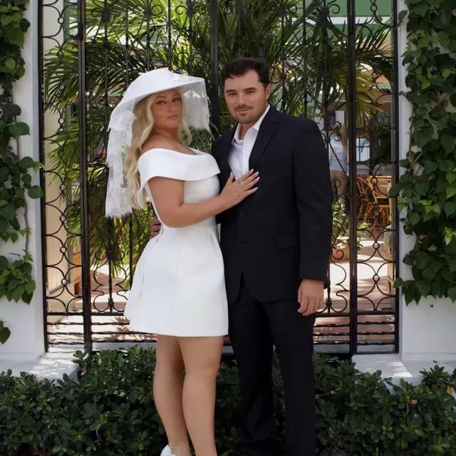 Customer photo review of White Bridal Hat with Lace Veil