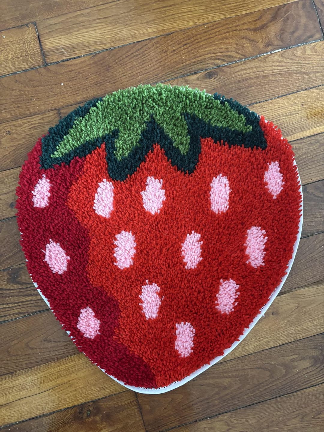 Customer photo review of STRAWBERRY DREAMING - Rug Making Kit