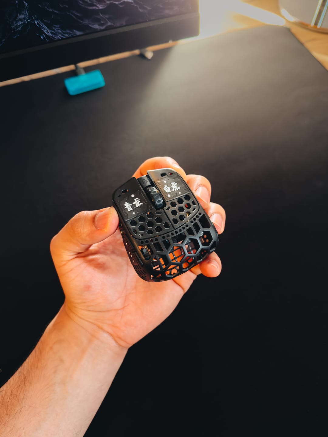 Customer photo review of G-Wolves Fenrir Asym Wireless Mouse