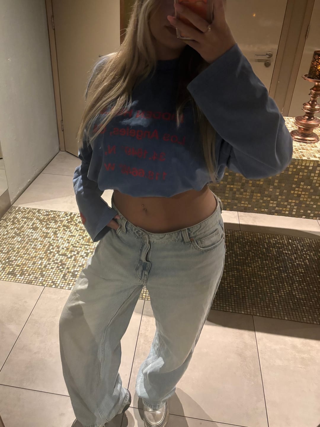 Customer photo review of VINTAGE LOGO WASHED LONGSLEEVE T-SHIRT SKY BLUE/RED