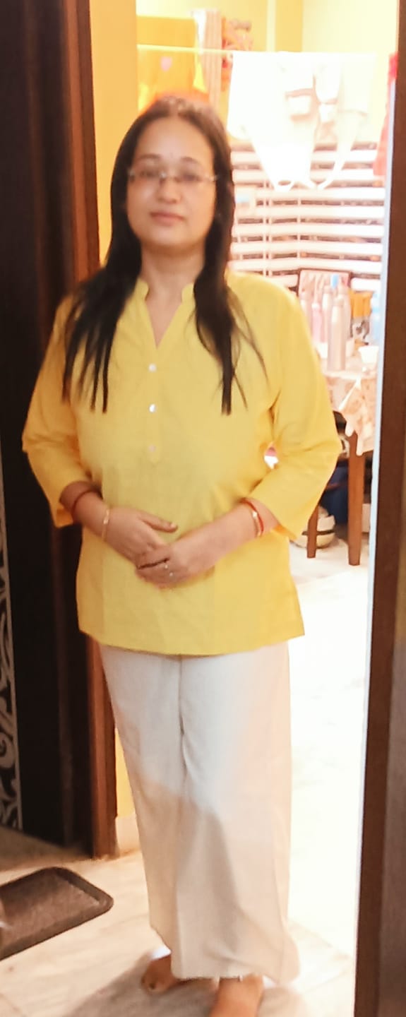 Customer photo review of Women Yellow Airy Linen Short Kurta