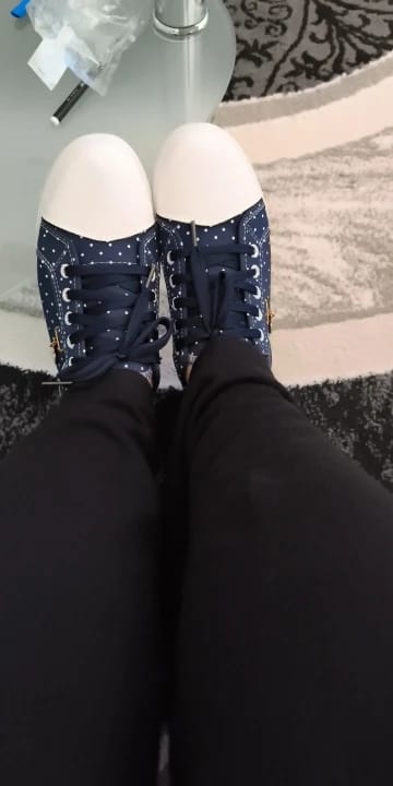 Customer photo review of Caro | Orthopedic Comfortabele Sneakers