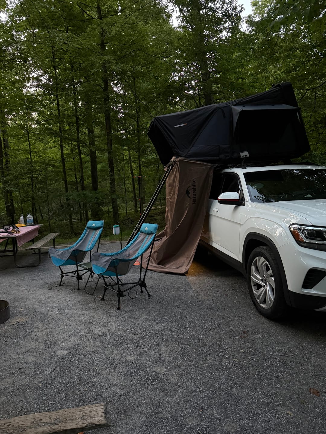 Customer photo review of OPENROAD FlowRoof Side-Open Hard Shell Rooftop Tent