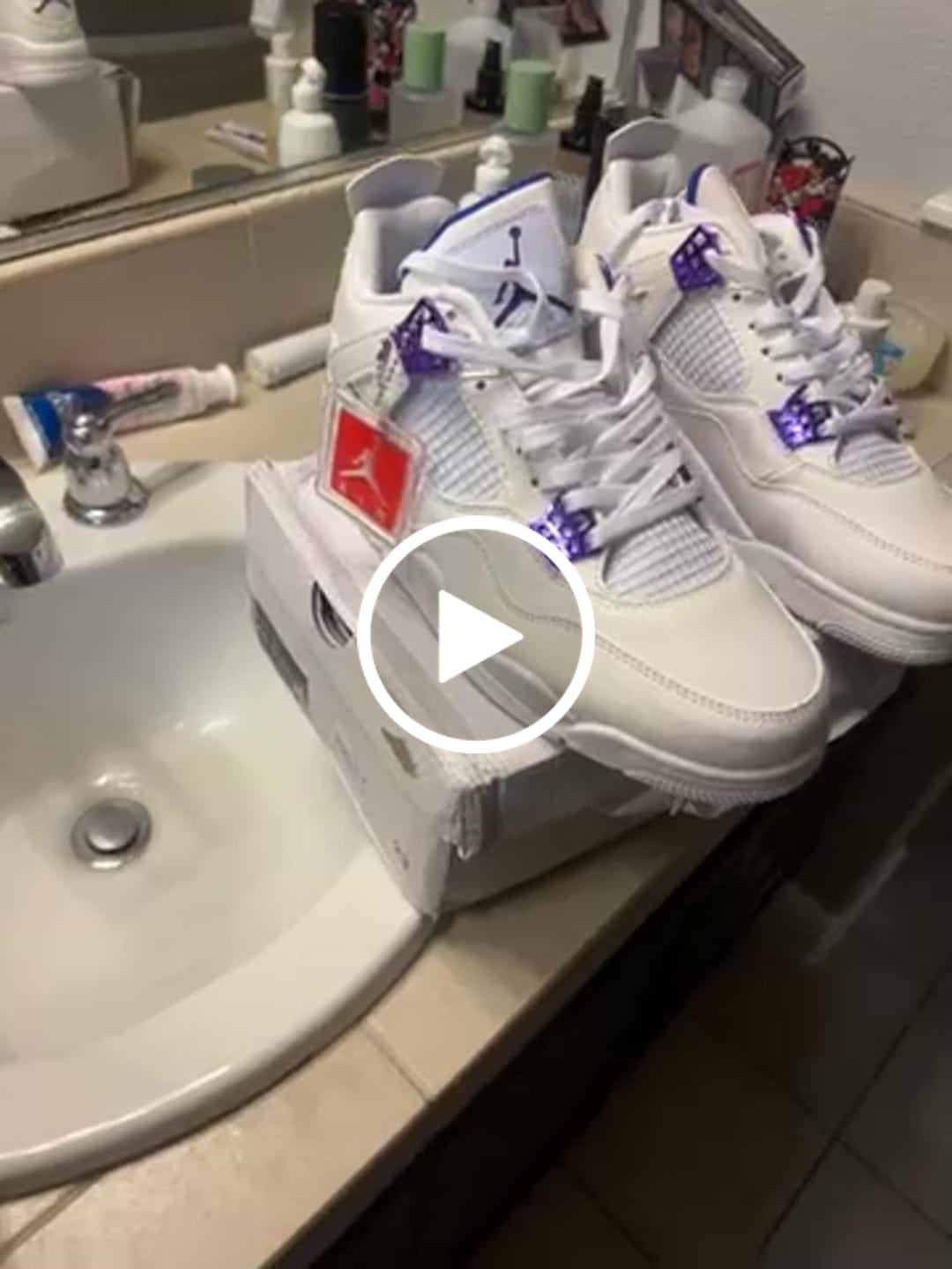 Customer video review of Jordan 4 Retro Metallic Purple
