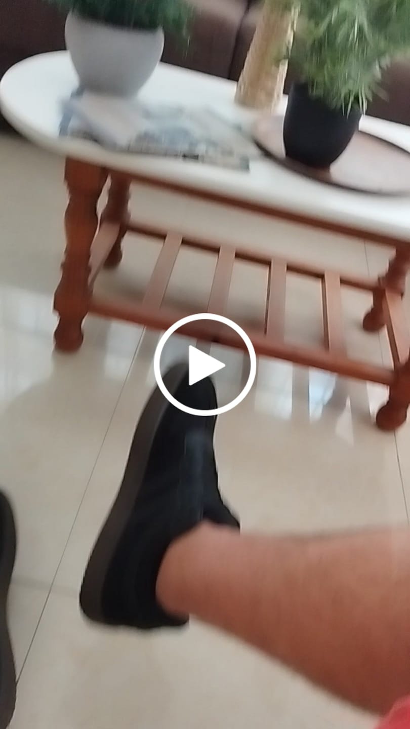 Customer video review of Laurel - Zapatos De Punta Ancha