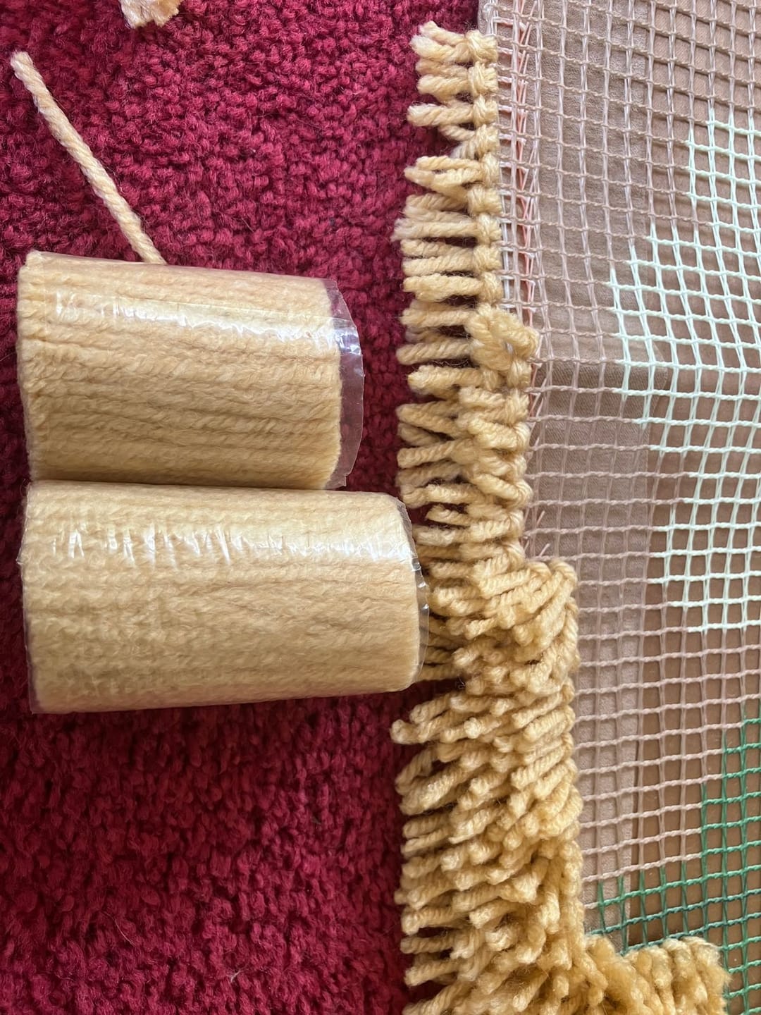 Customer photo review of EARTHY PICK OF THE BUNCH - Latch Hook Cushion Kit