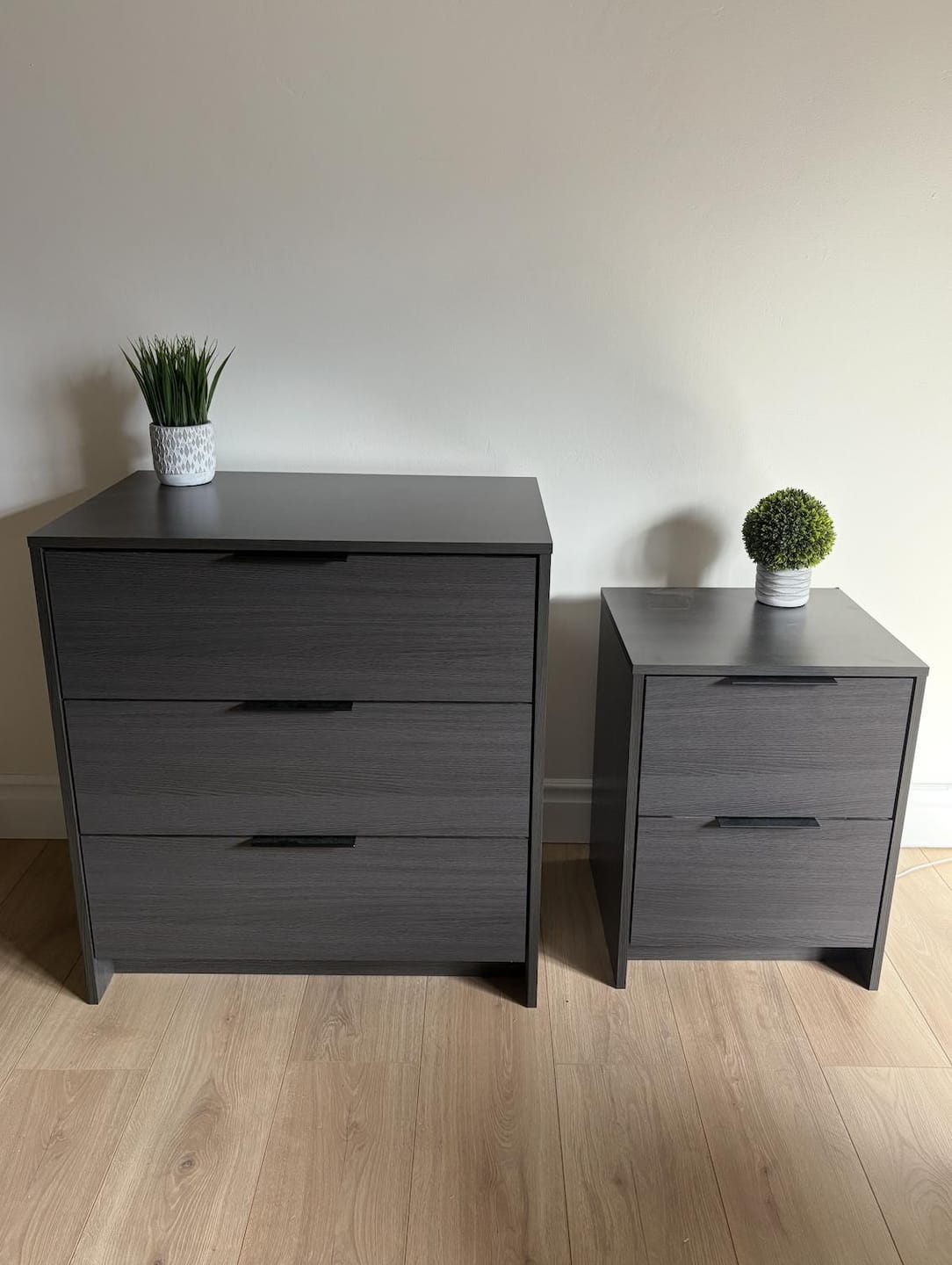Customer photo review of Screw-U Nightstand