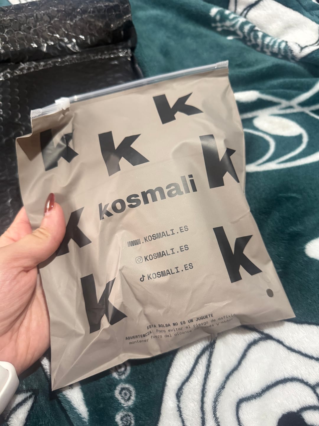 Customer photo review of KosmaLash Sérum | Crecimiento & Anticaída