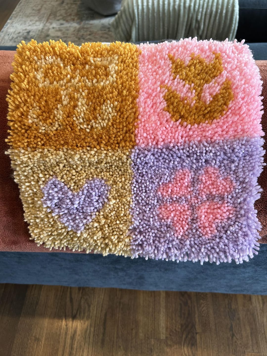 Customer photo review of LUCKY CHARMS - Latch Hook Tote Bag
