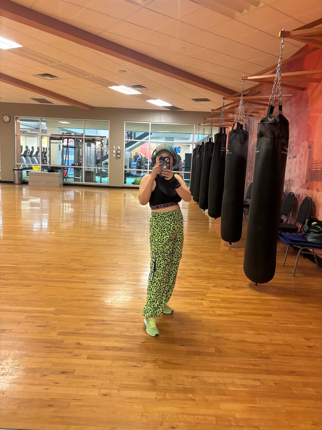 Customer photo review of Dale-Z High Waisted Woven Cargo Pants