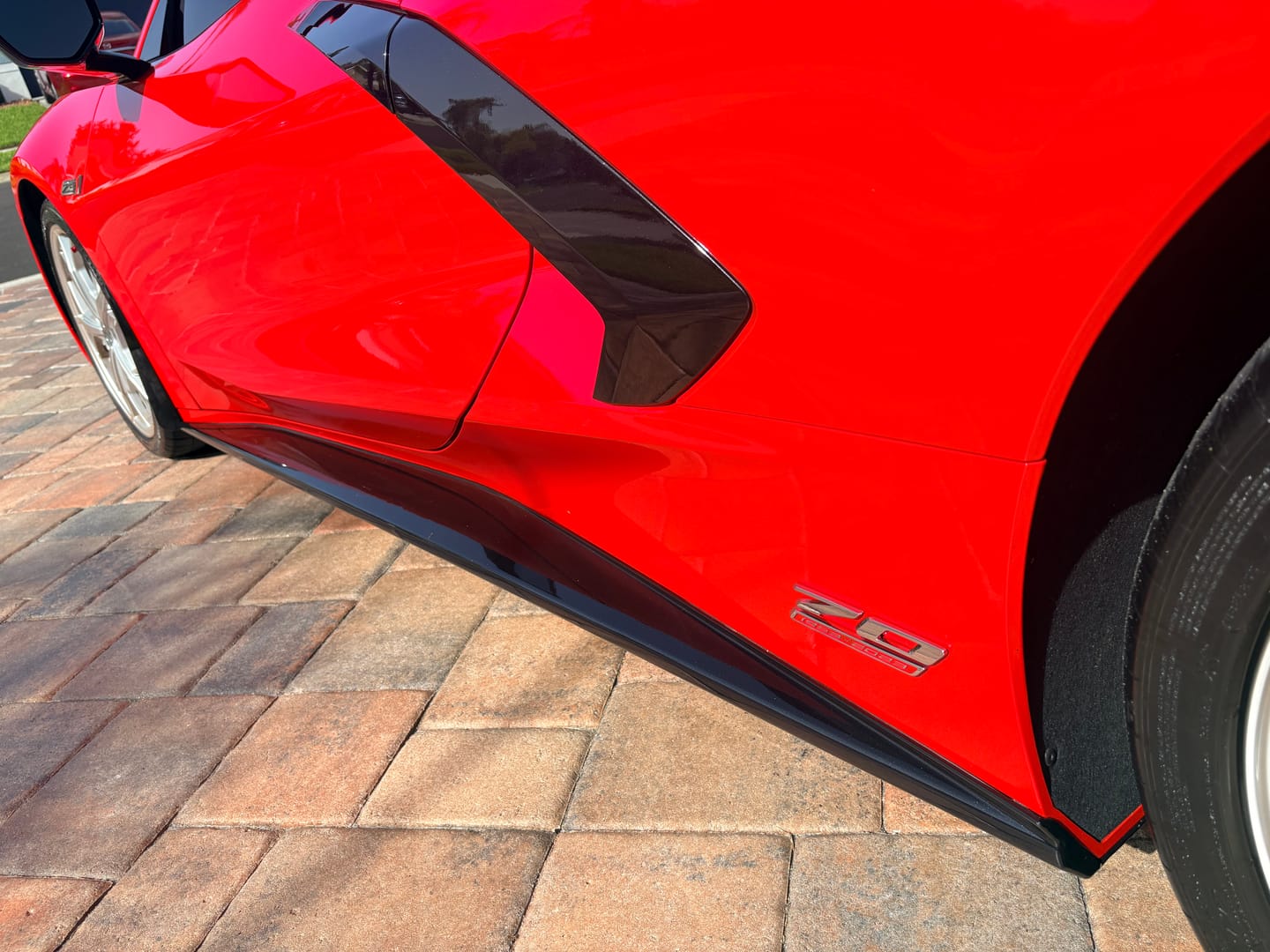Customer photo review of Corvette C8 EOS Performance Side Skirts